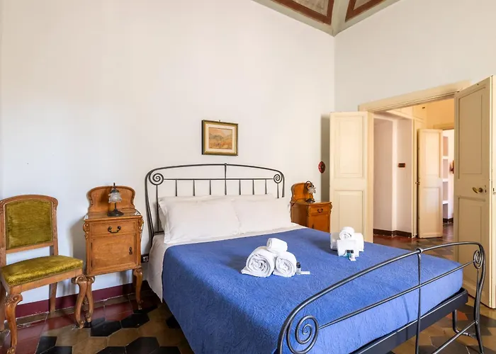 Charming Apartment At Spanish Steps, No Elevator