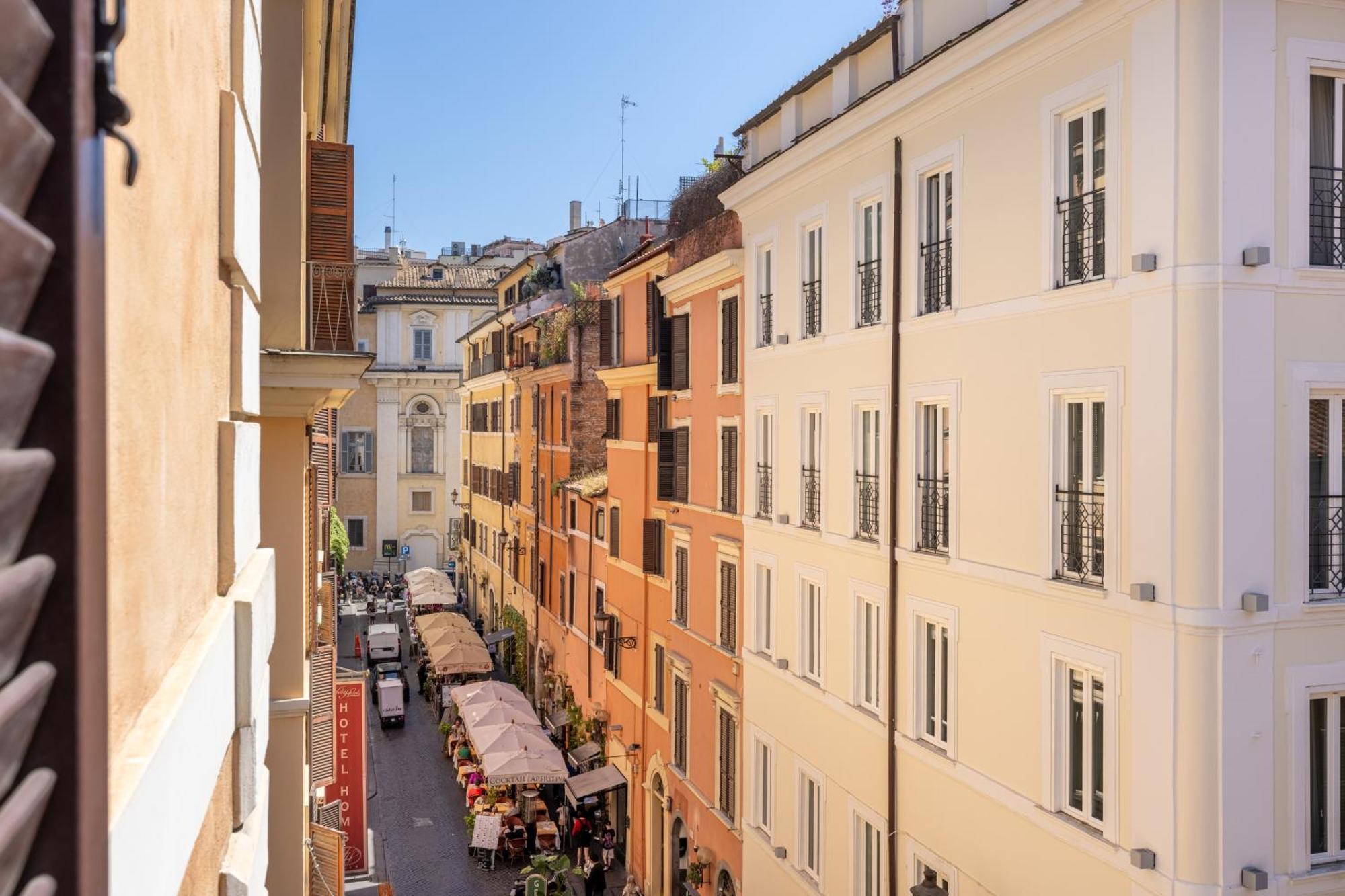 Apartment Charming At Spanish Steps, No Elevator *